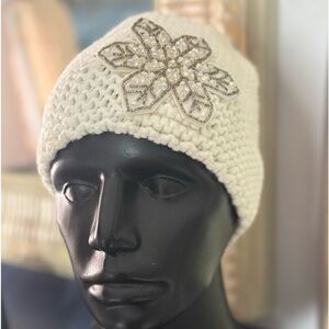 Winter White NWOT Winter Beanie